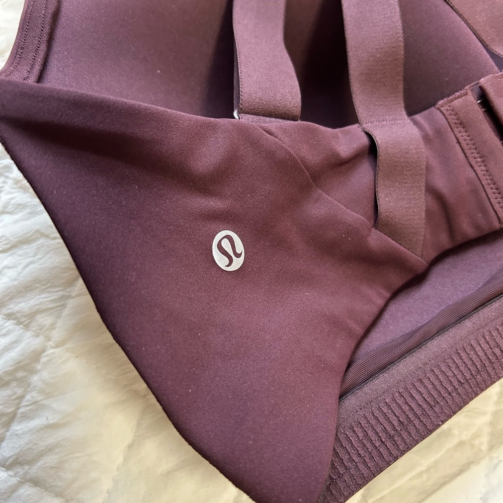 lululemon athletica Deep Burgundy Sports Bra NWOT - Picture 4 of 5